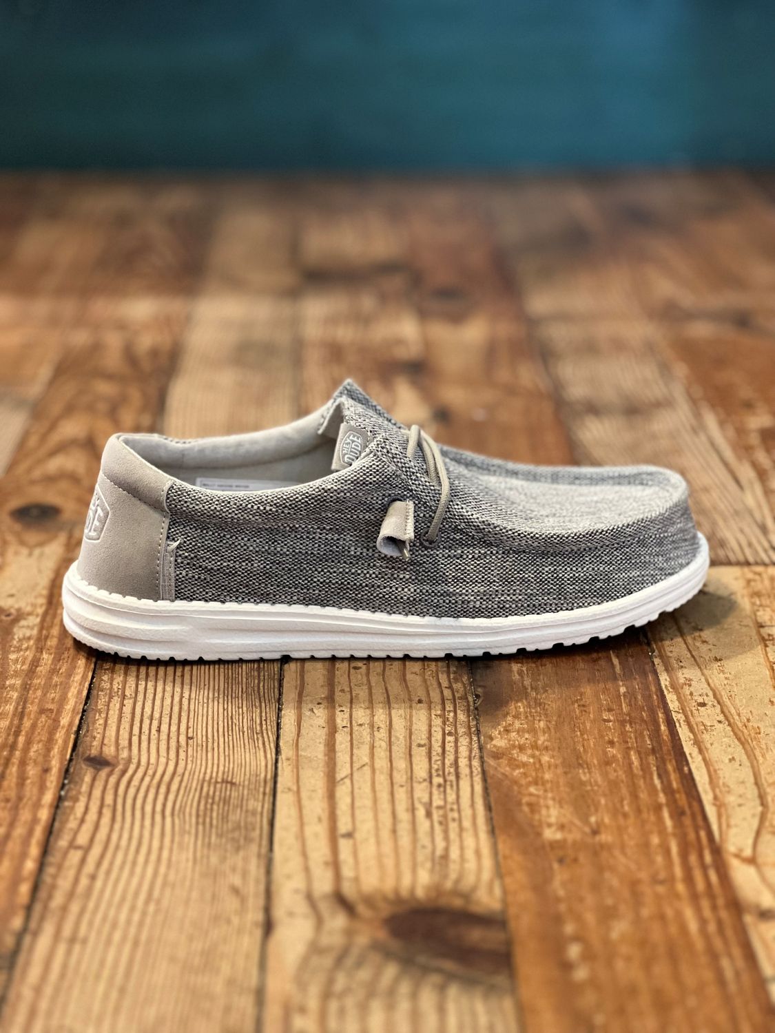 Wally Ascend Woven Carbon