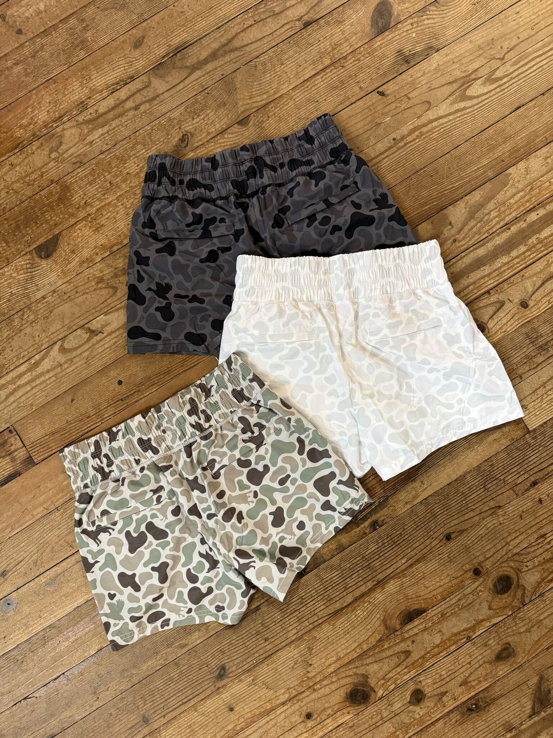 CW Womens's Front Line 2.5" High Waisted Shorts