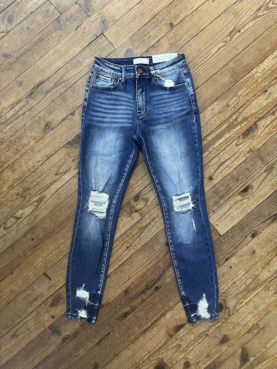 Women's High RIse Stretch Ankle Skinny w/Distressed Hem