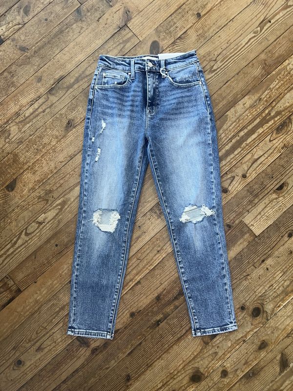 Destroyed Knee Super High Rise Stretch Mom Jeans