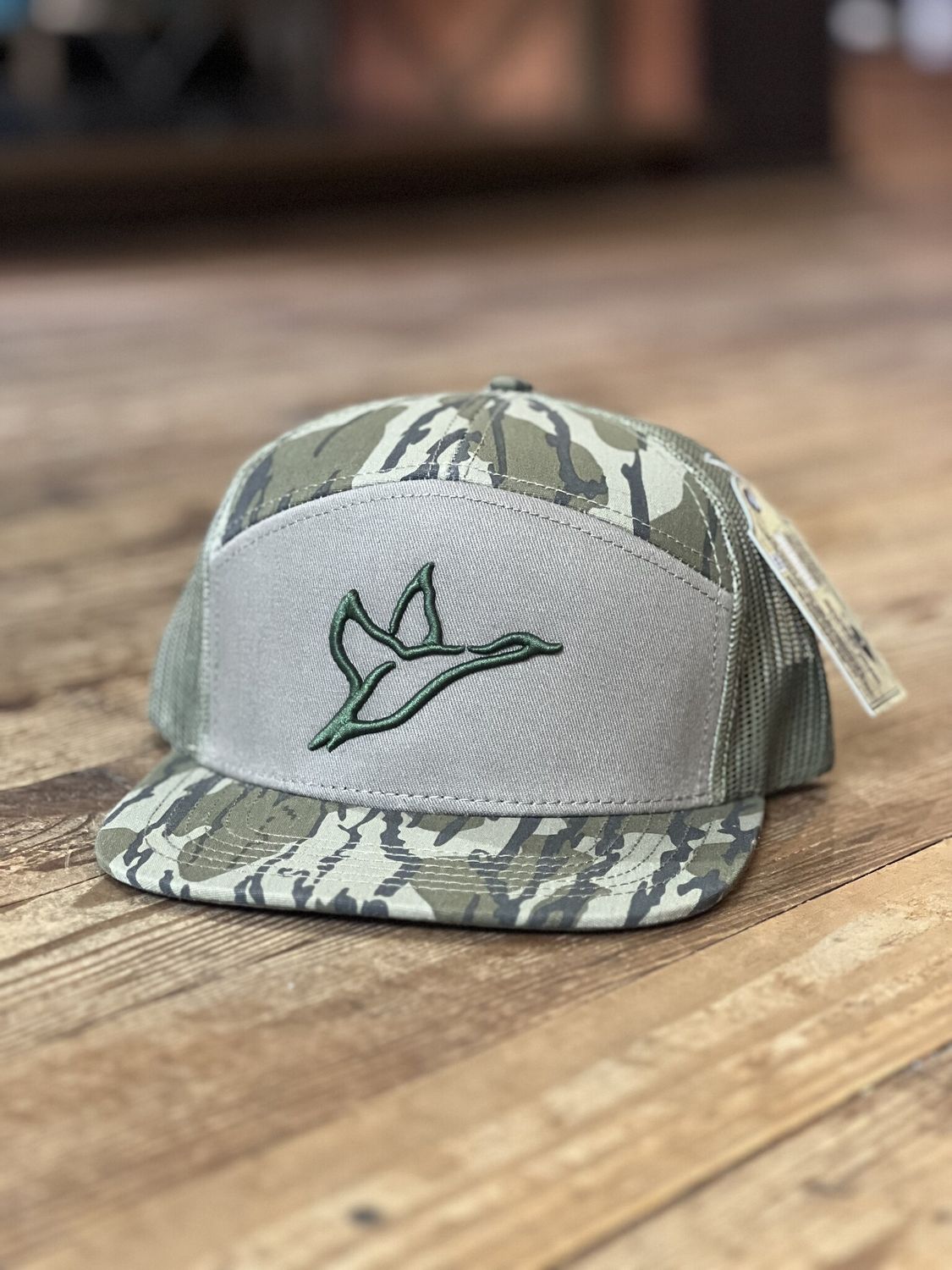 Combat Waterfowl 7 Panel Bottomland/Gator Hat