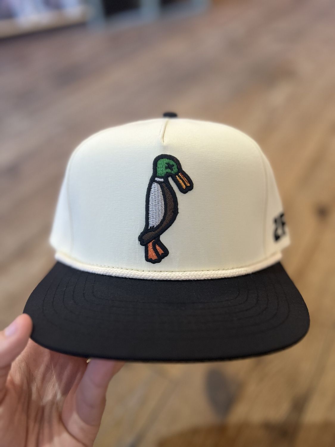 24.7Hunt Off White/Black Rope Hat