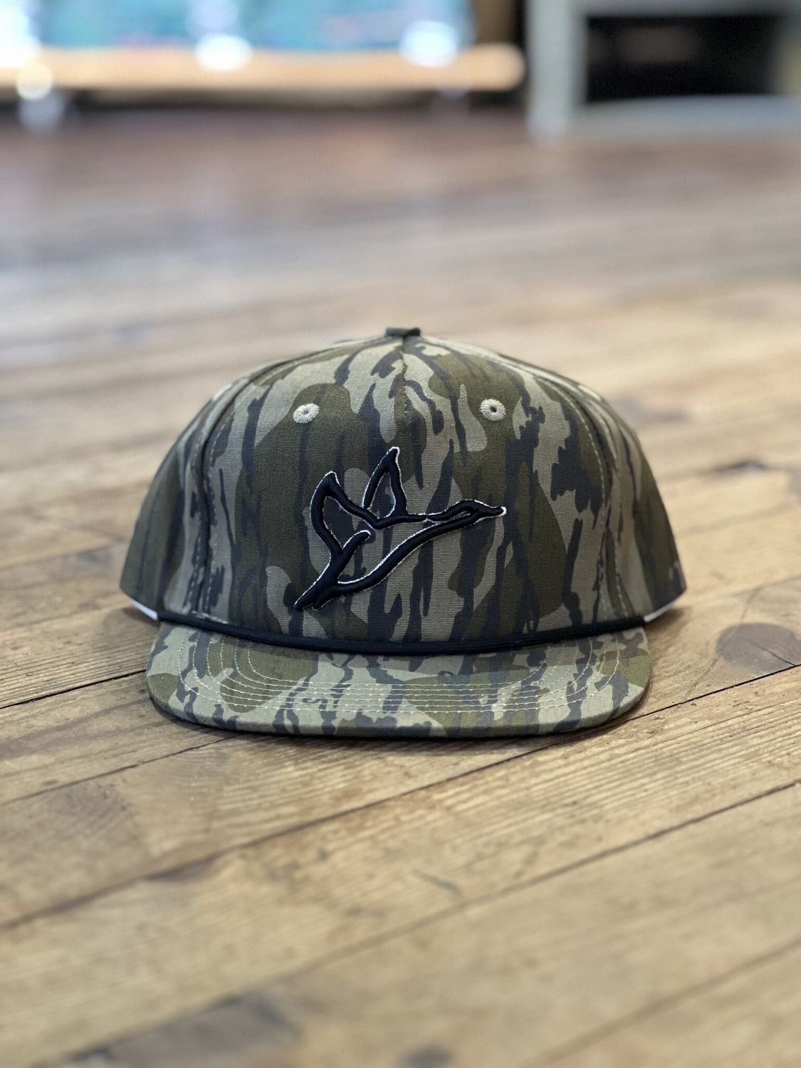 Combat Waterfowl Goat Rope Hat Mossy Oak Bottomland Ghost