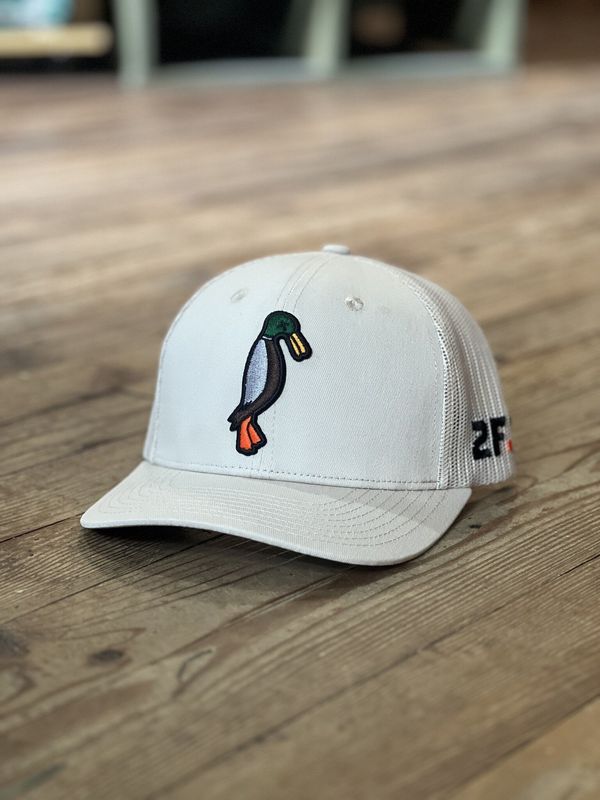 24.7Hunt Off White Duck Trucker