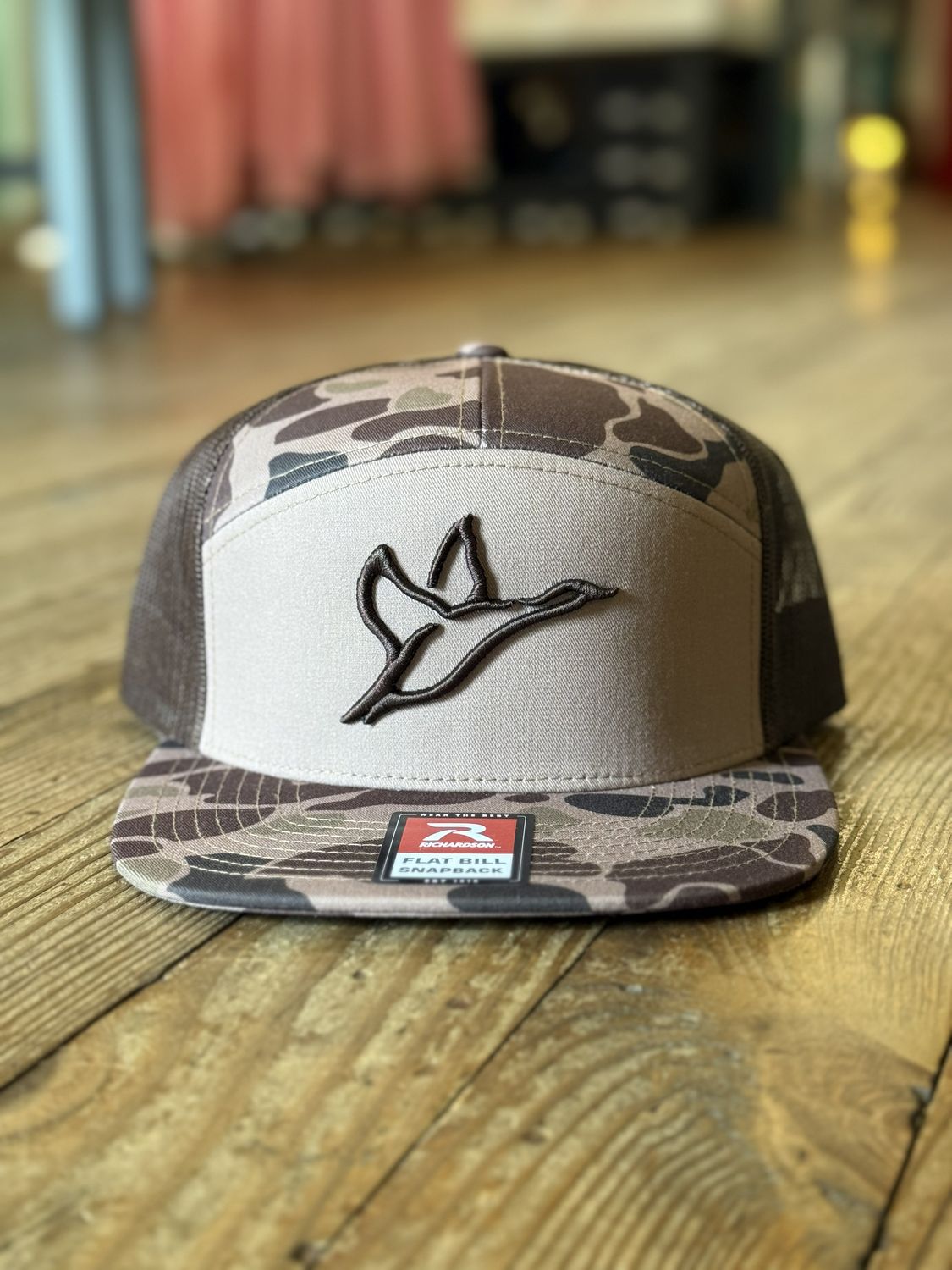 7 Panel Bark Duck Camo Hat Brown Icon