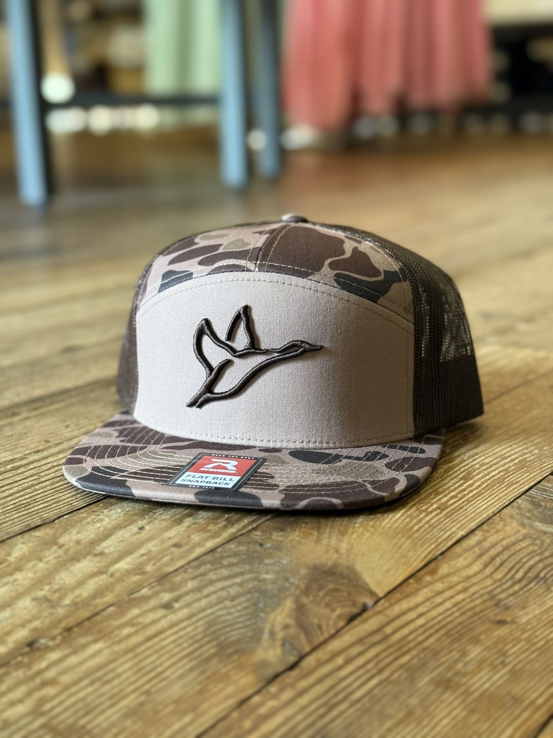7 Panel Bark Duck Camo Hat Brown Icon