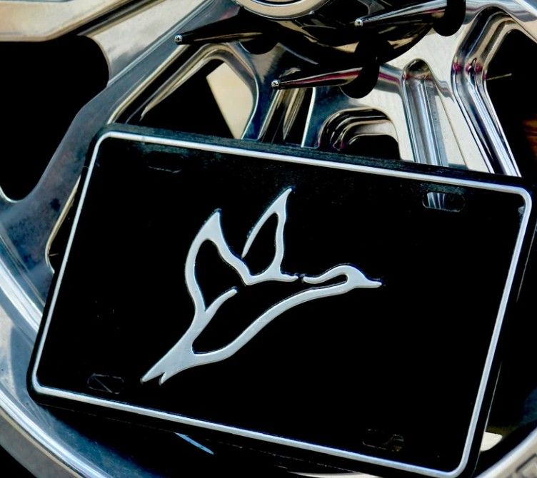 Black CW Duck Icon License Plate