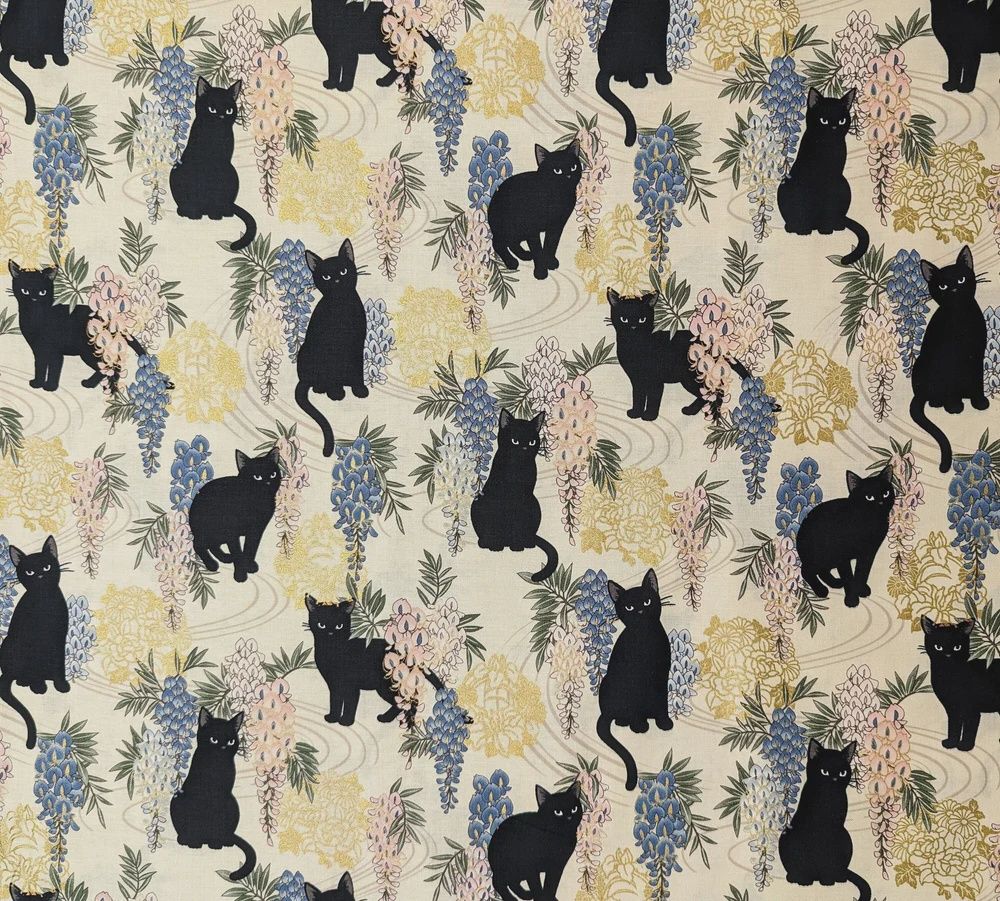 QuiltGate - Hyakka Ryoran Cats and Wisteria - White | Japane Import Online