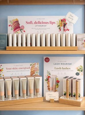 Cosmetics &amp; Fragrances