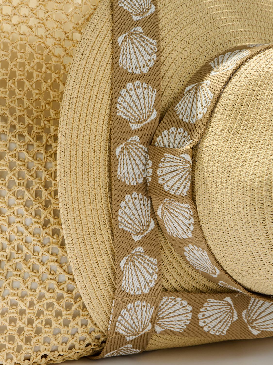 Shiraleah SHELLY TOTE AND HAT SET,TAN