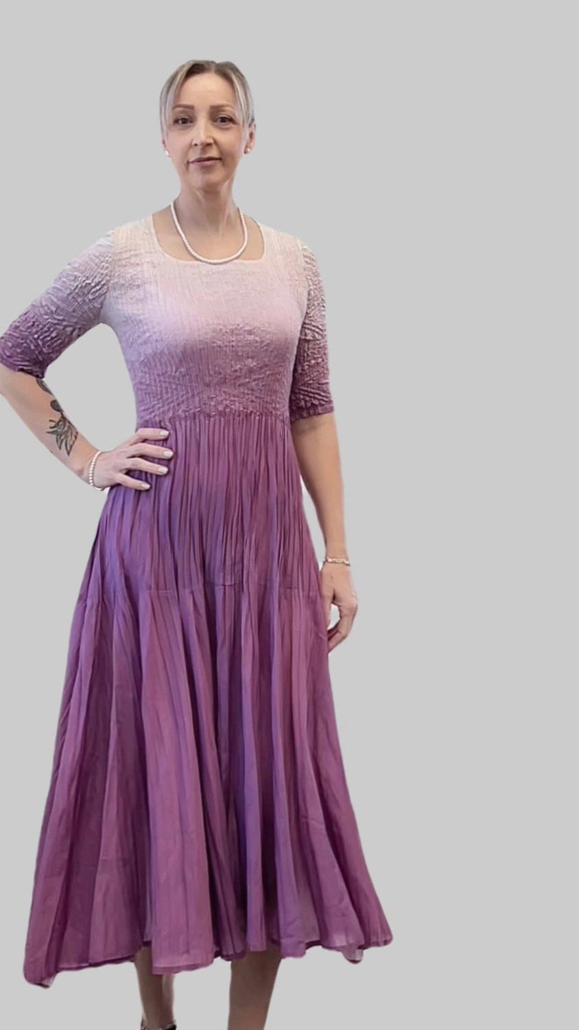 Ellyndale Pleated dress with 3/4 sleeves Ombre effect (Dusty Rose)