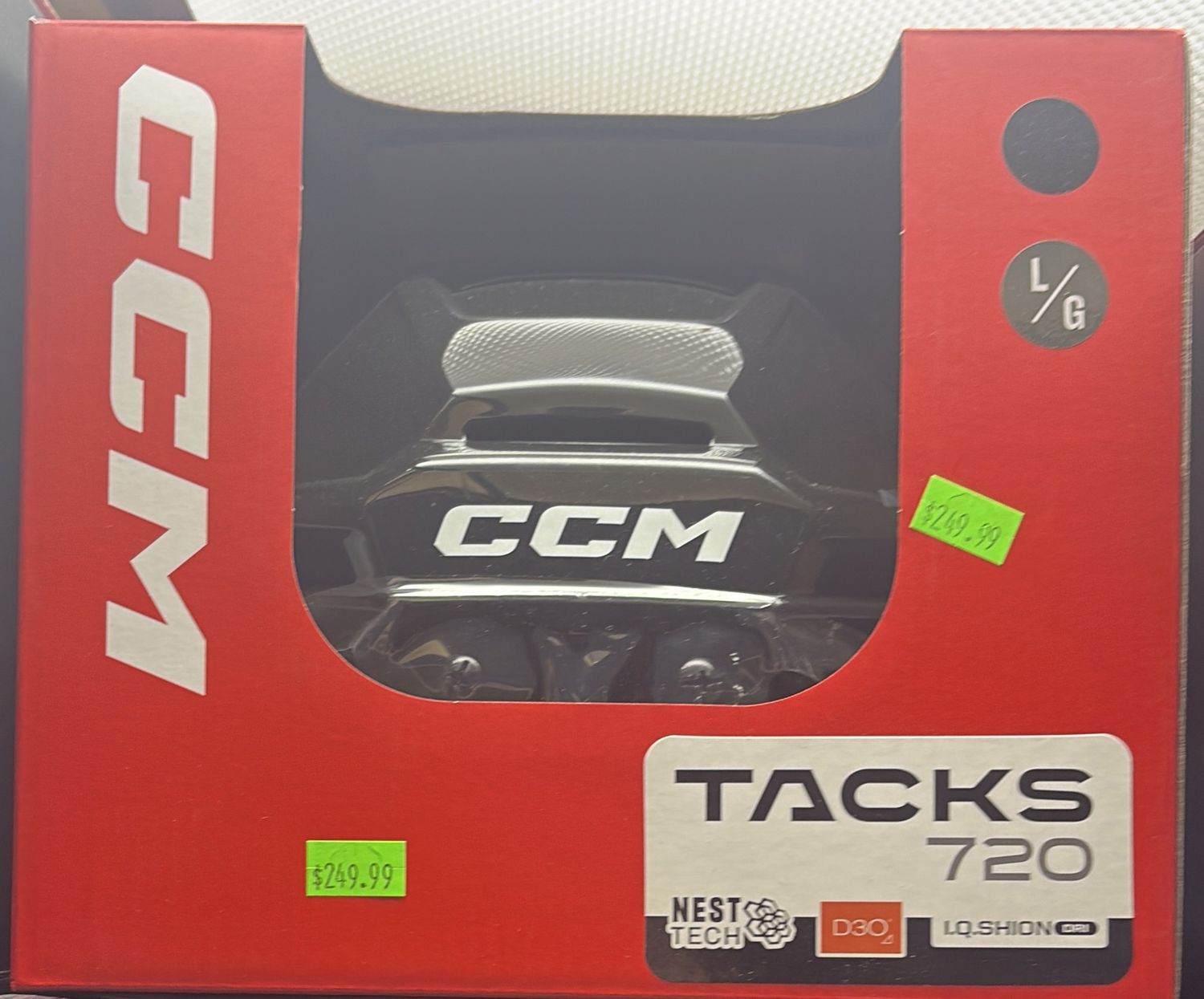 Ccm Tacks 720 Sr L Helmet
