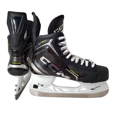 Ccm Tacks XF90 Size 8 Skates