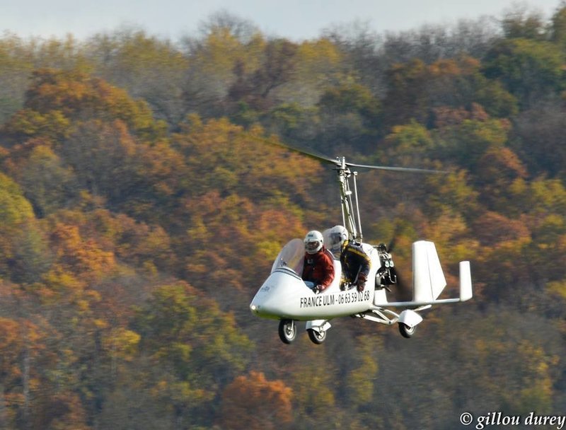 Baptême de l'air - vol d'initiation au pilotage ulm autogyre - 30mn de prestation