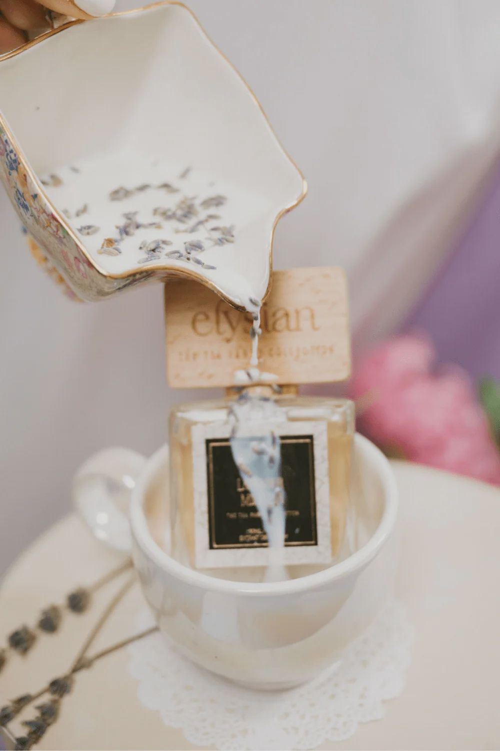 LAVENDER MILK TEA EXTRAIT DE PARFUM