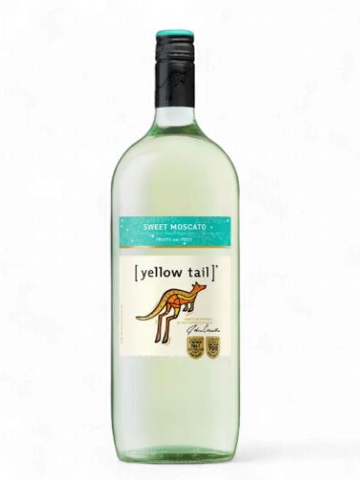 YELLOW TAIL SWEET MOSCATO 1.5L