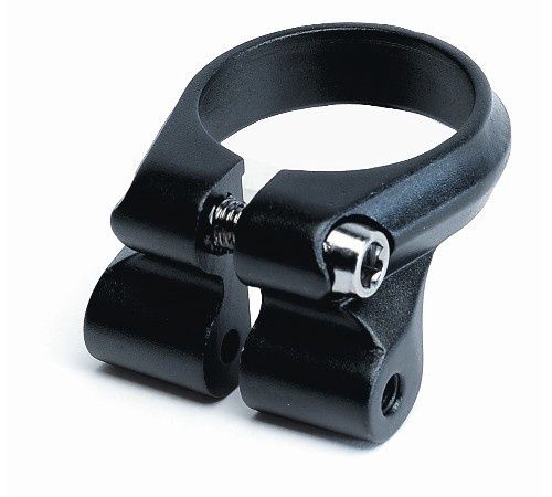 Seatpost clamp to attach carrier