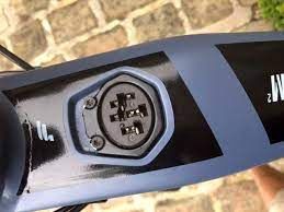 Focus Bosch Charger Bracket