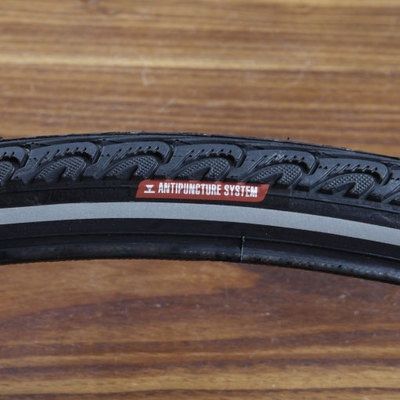 Hook Tyre