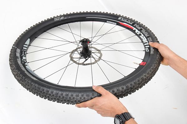 Change Tubeless Tyre