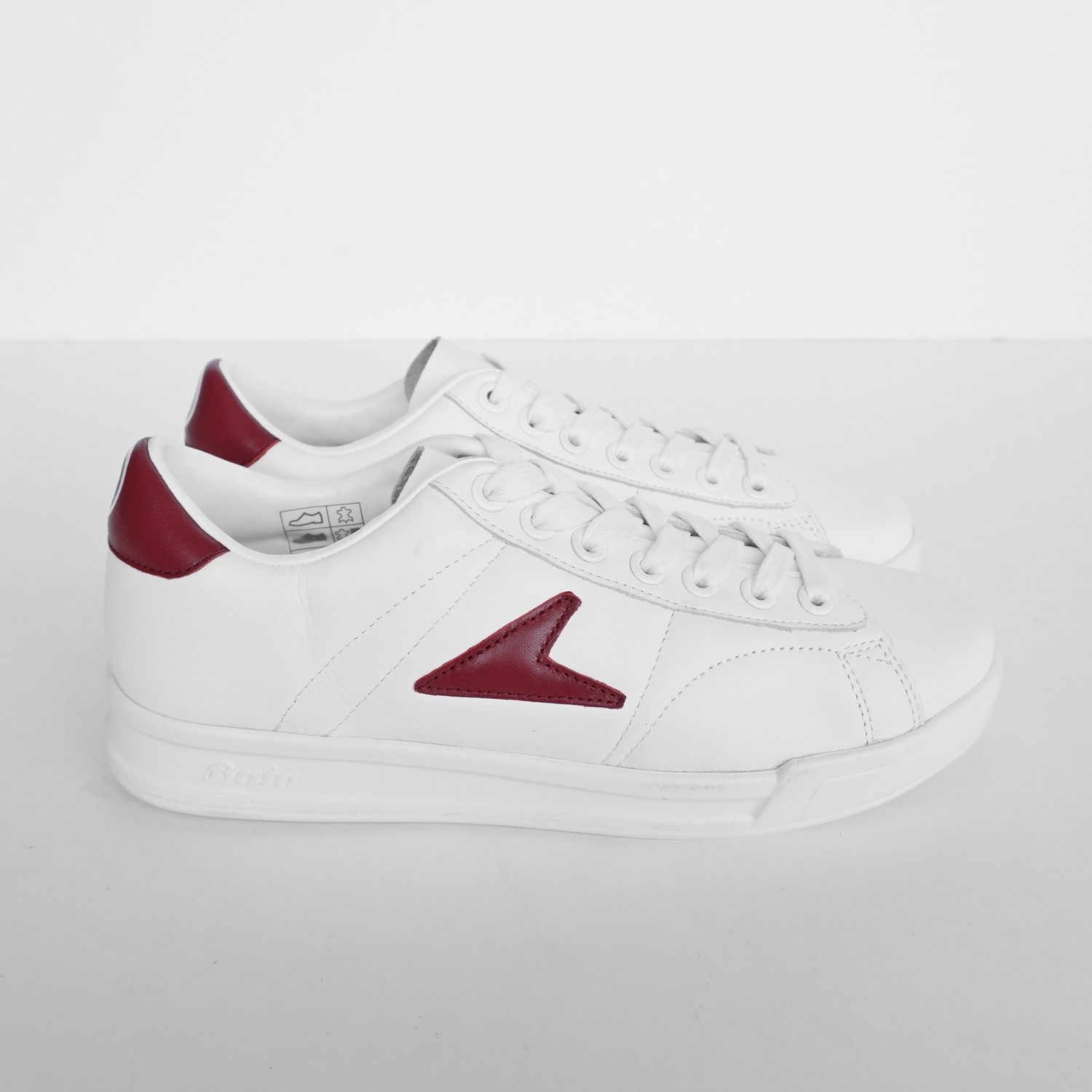 BATA HERITAGE JOHN WOODEN LO-TOP RED