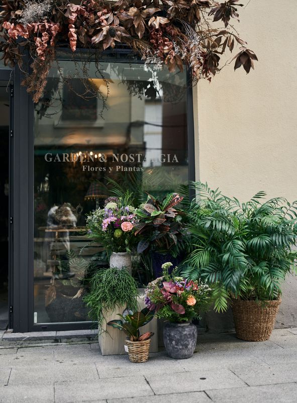 Comunidades, paisajismo, escaparatismo y jardines