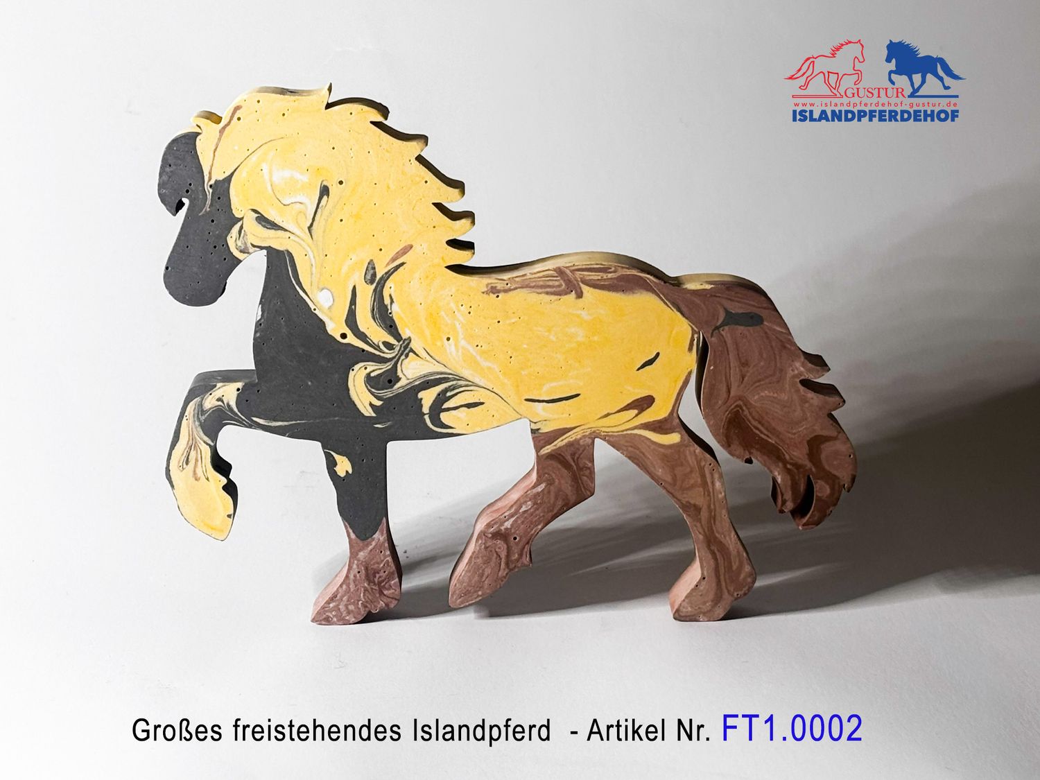 Islandpferd freistehend (Groß)