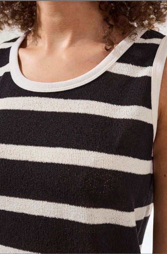 24260 Tribal Top with Rib Band