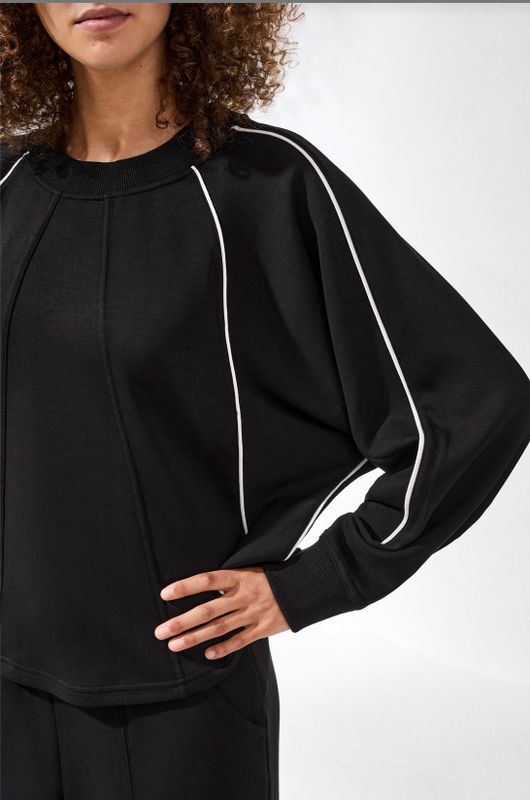 24520 Tribal Techno Lux Crew Dolman Top Contrast