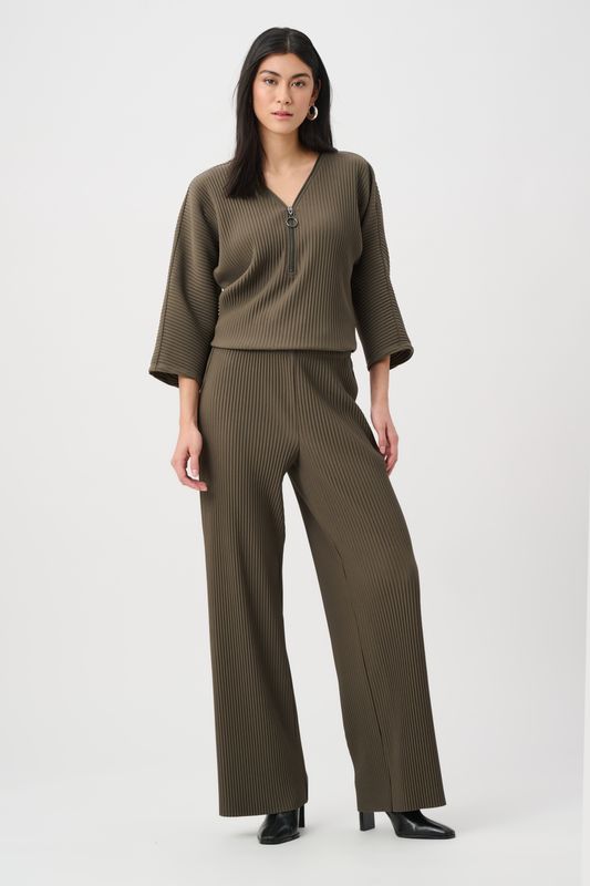 254006 Pleated Scuba Wide Leg Pants