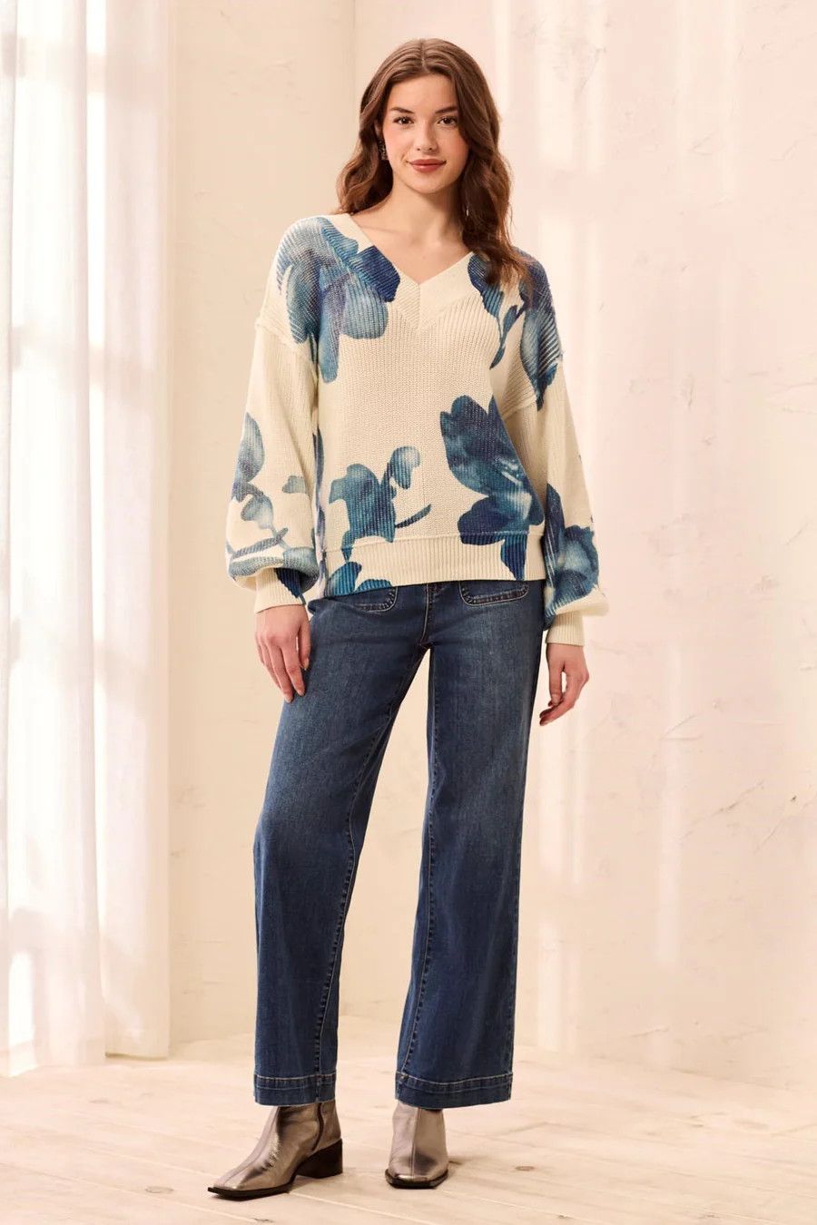 63630 Tribal Printed V Neck Sweater