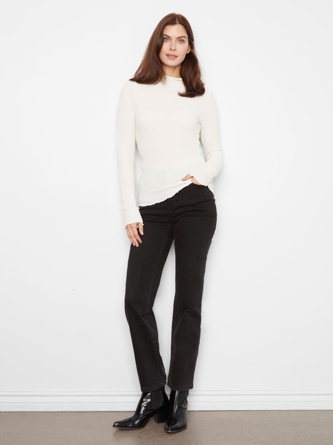 C1468PK-680C Charlie B Lettuce Edge Top