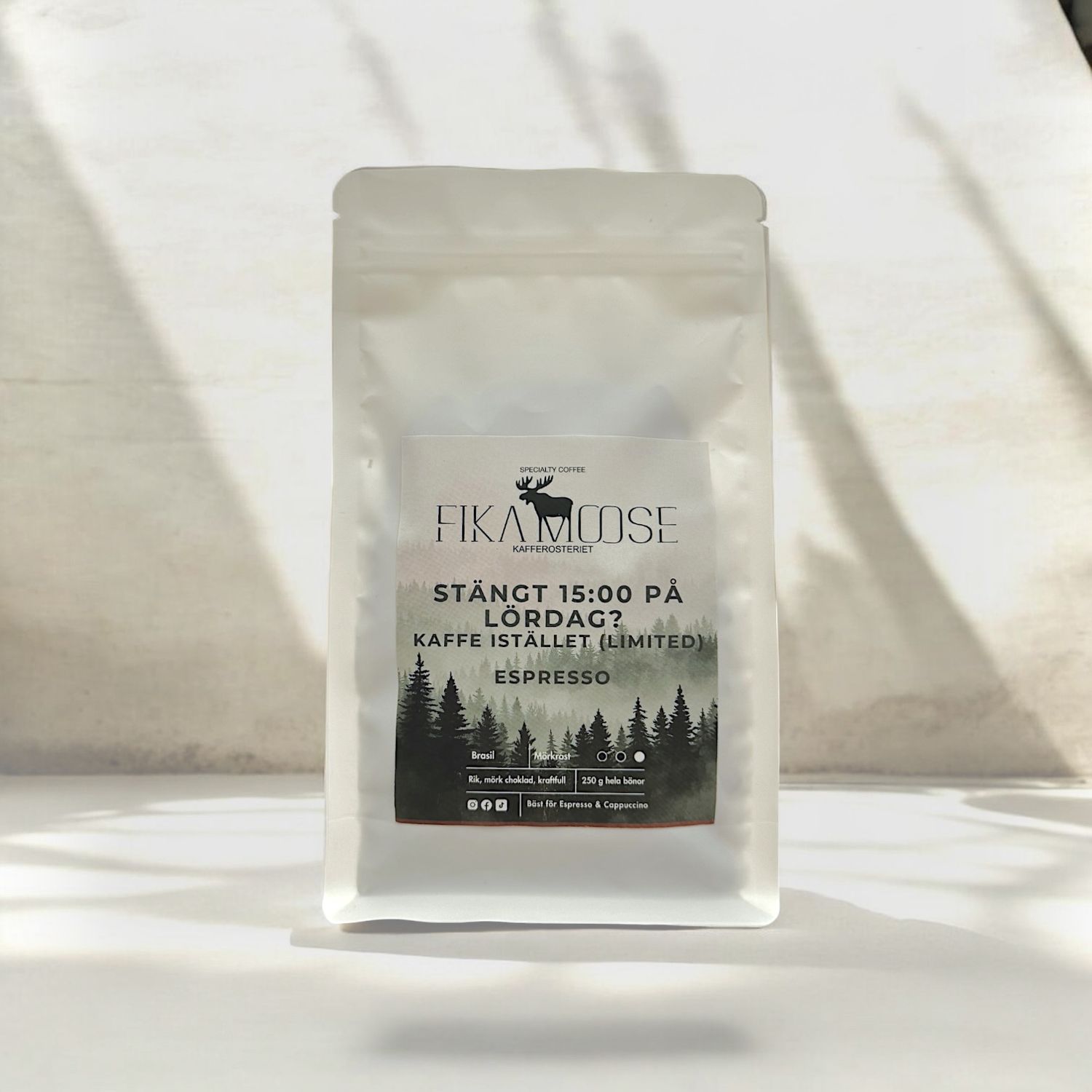 Fika Moose Stängt 15:00 på Lördag? Kaffe istället - Limited Edition Espresso Kaffe 250g