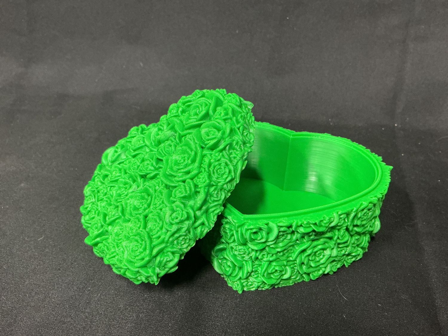 Petal Heart Box, Colour: Green