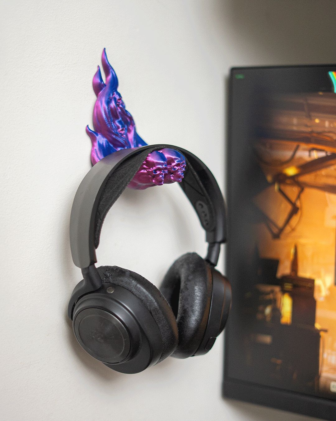 Dark Ember-Headphone Wall Mount