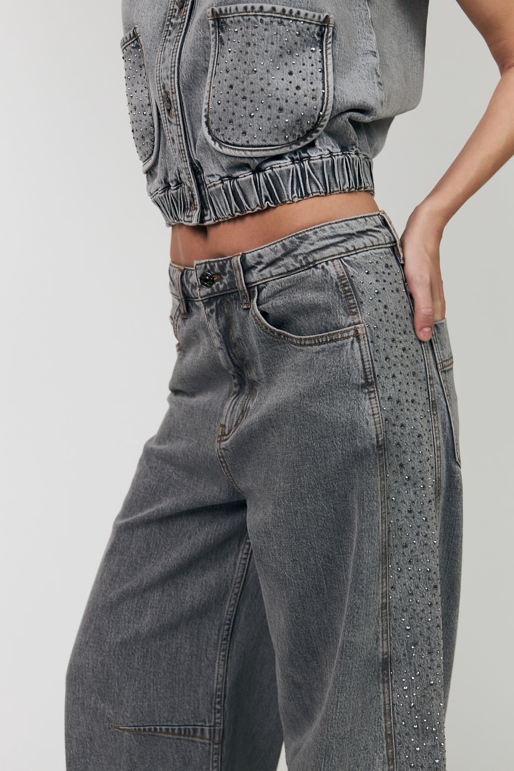 Ava Jeans