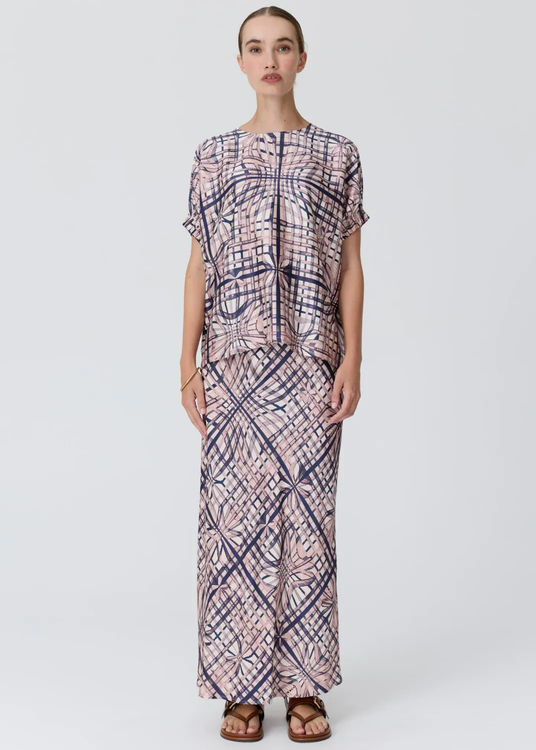 Lattice Top