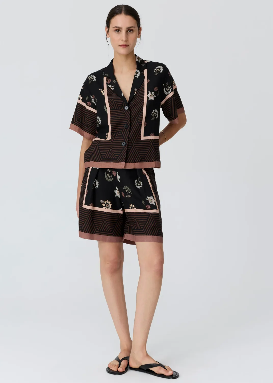 Trellis Short