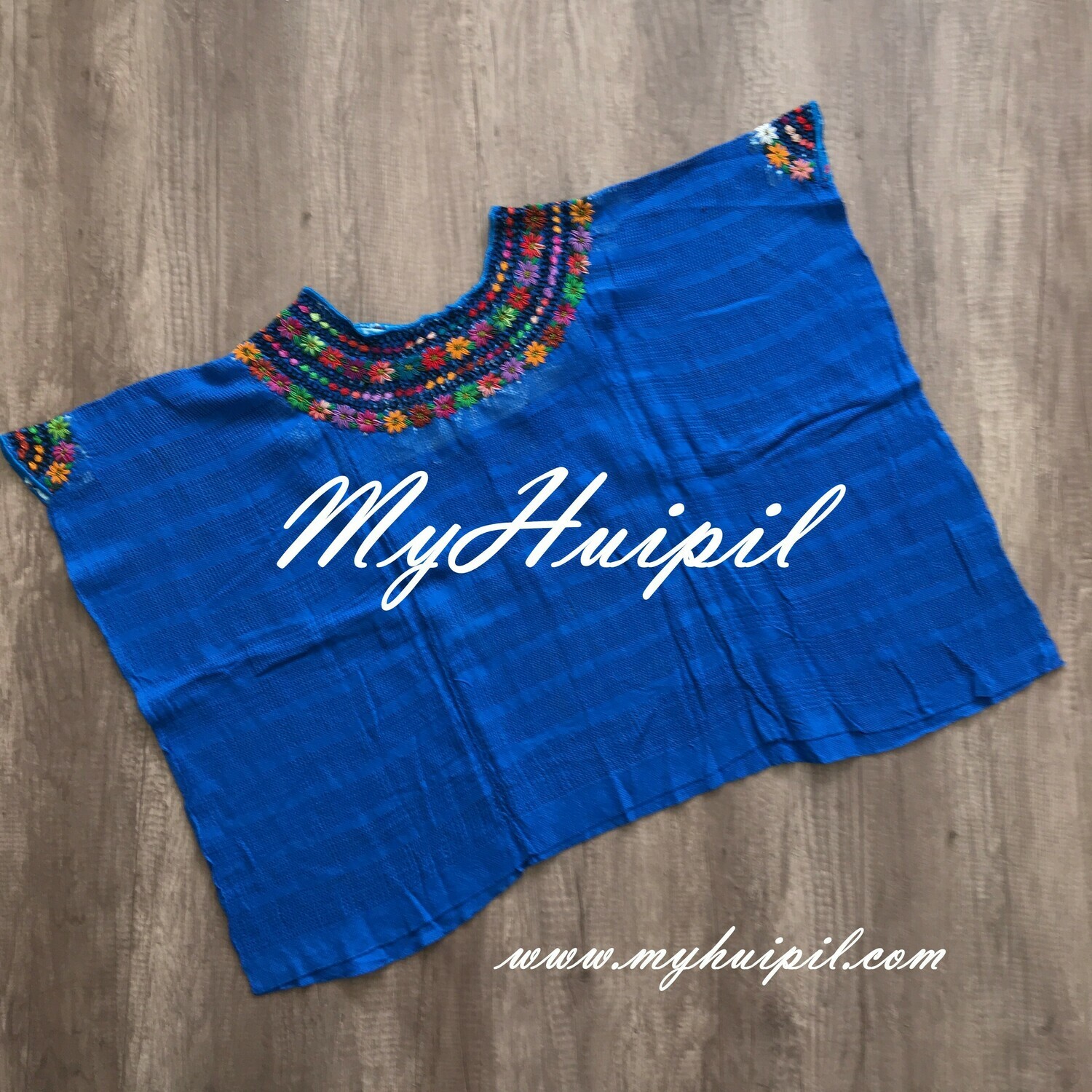 Huipil Cobán rococó