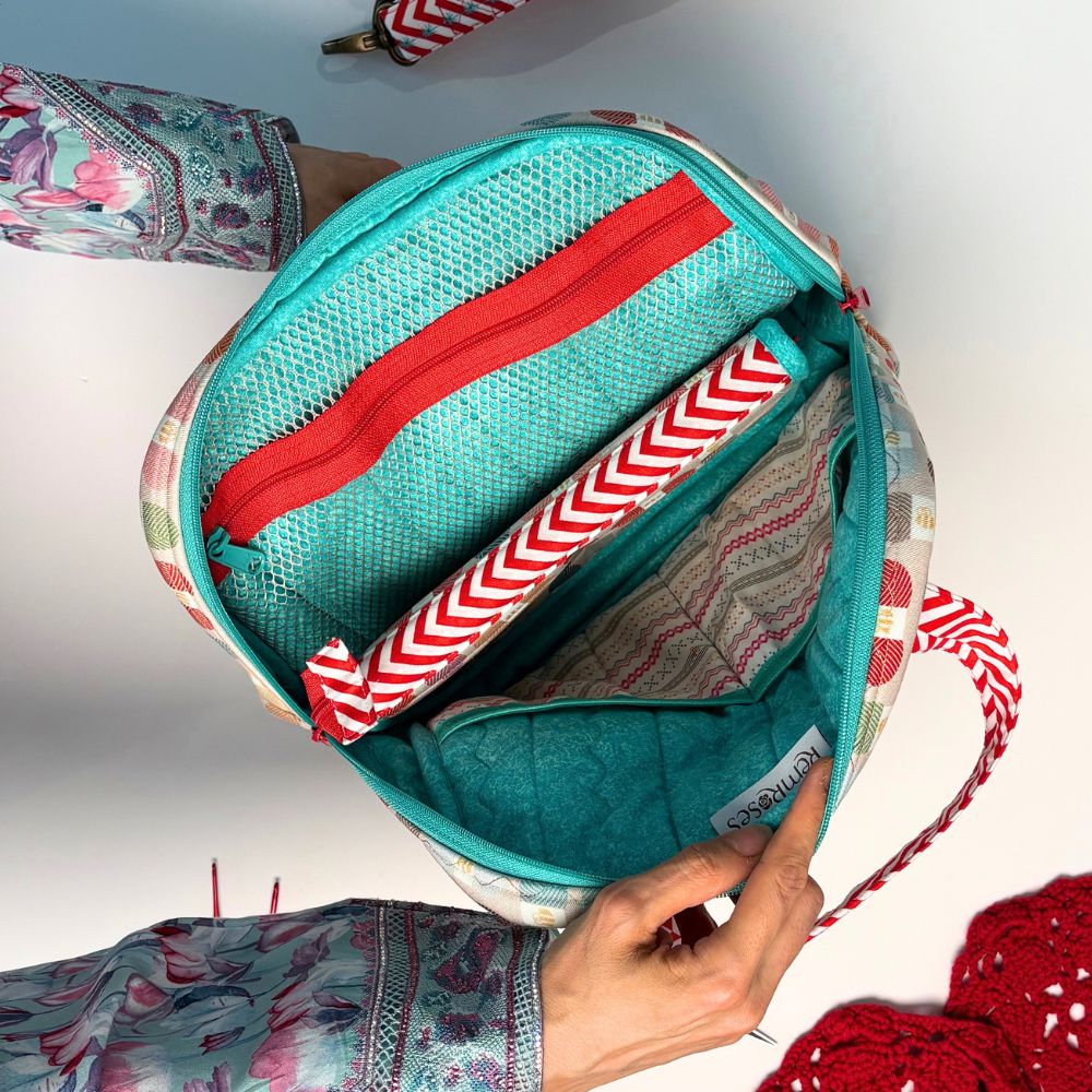 Knitter's Pouch/ Rainbow Skeins