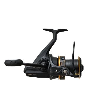 PENN RIVAL 7000 LONG CAST GOLD SURF REEL