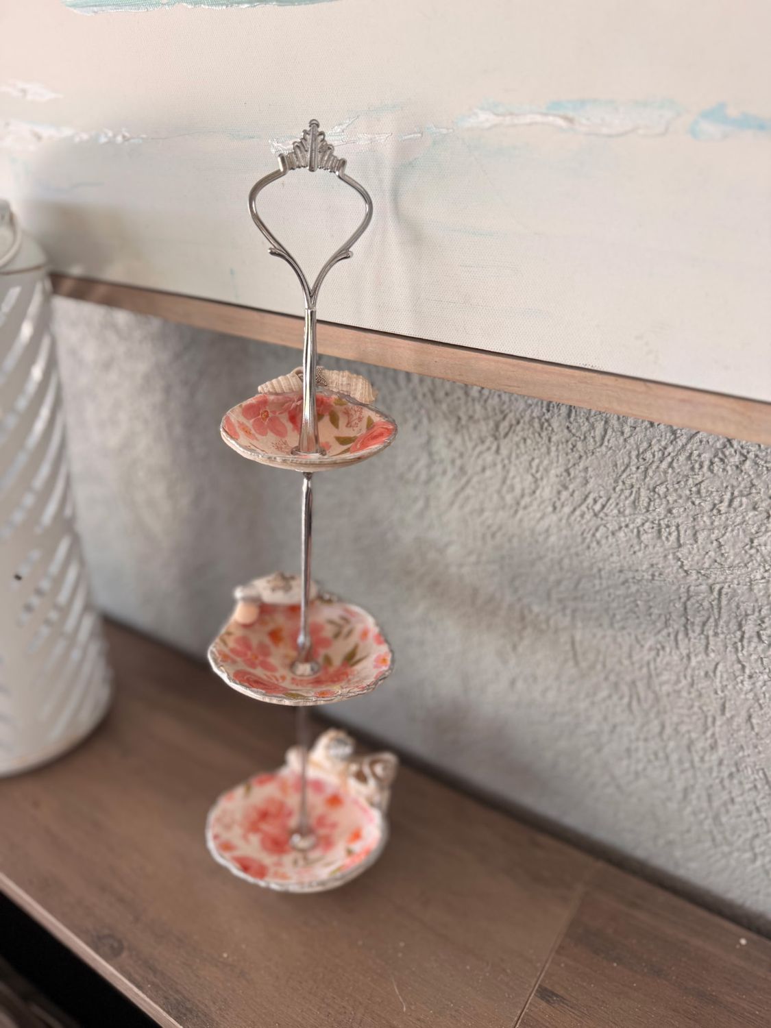 Three Tier Shell Jewelry Tray in Pink and Silver