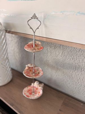 Three Tier Shell Jewelry Tray in Pink and Silver