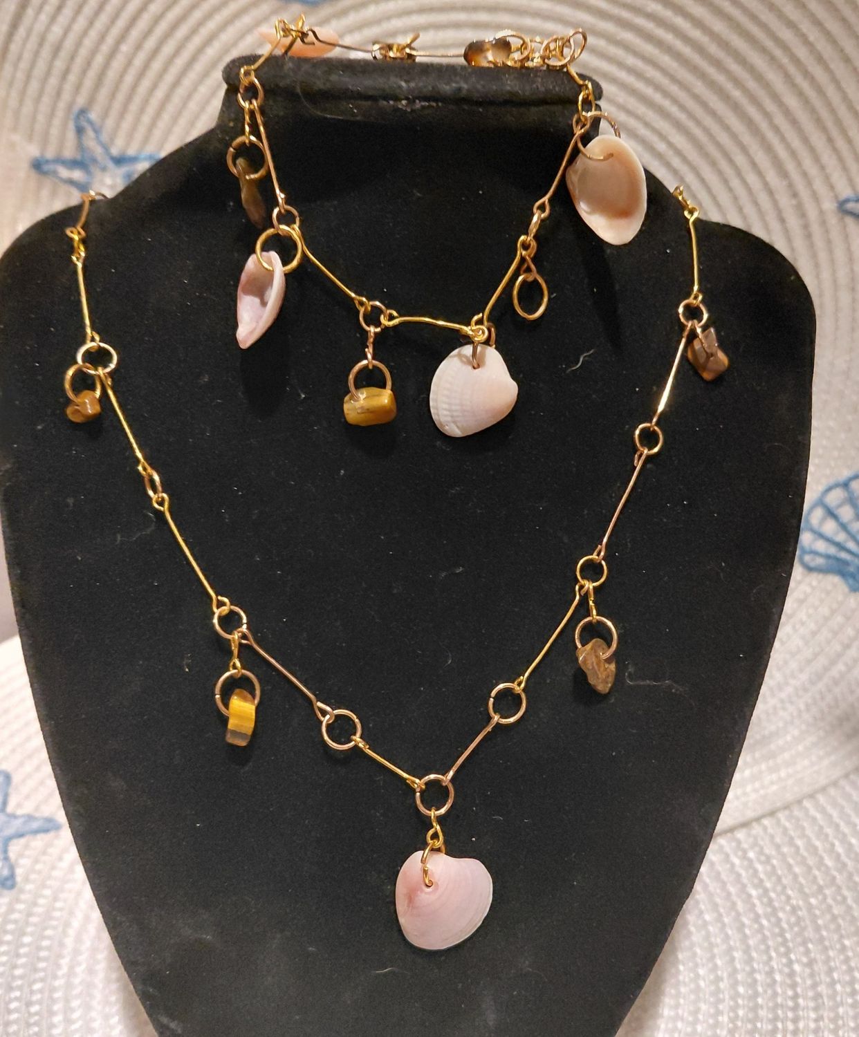 Semele Pendant and Bracelet Set with Brown Beads