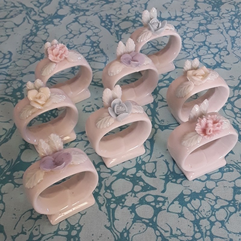 Set of 8 Vintage Ardalt Porcelain Floral Napkin Rings