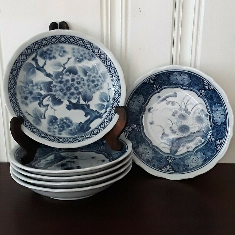 Set of 6 Vintage Blue and White Japanese Porcelain Floral Bowls