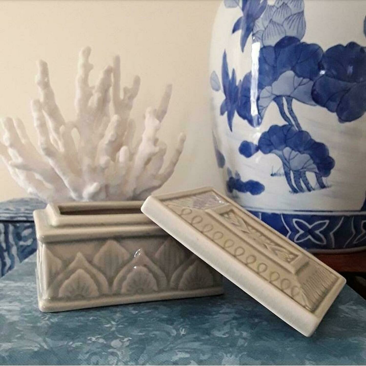 Vintage Celadon Chinese Porcelain Trinket Box