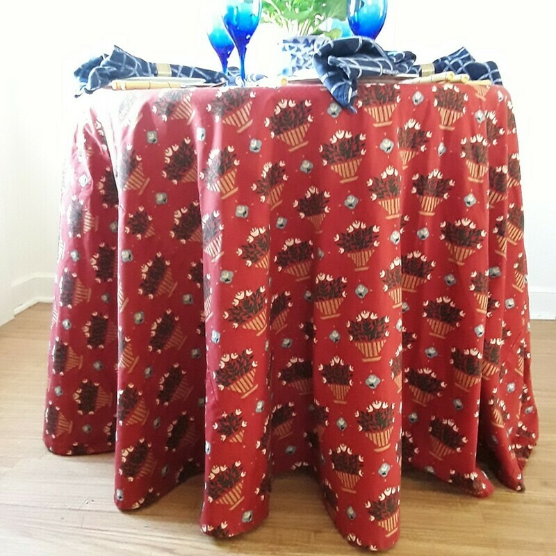 Vintage Custom Red Floral Print Round Fabric Tablecloth 97&quot; Diameter