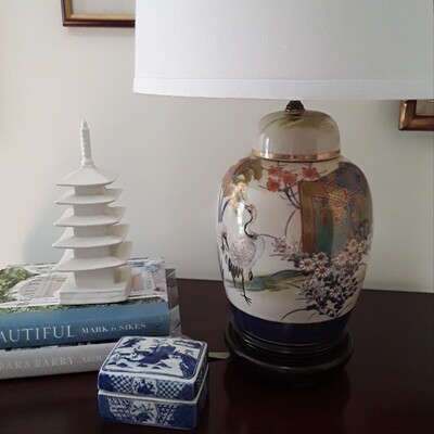 Vintage Wildwood Asian Crane and Pagoda Porcelain Lamp