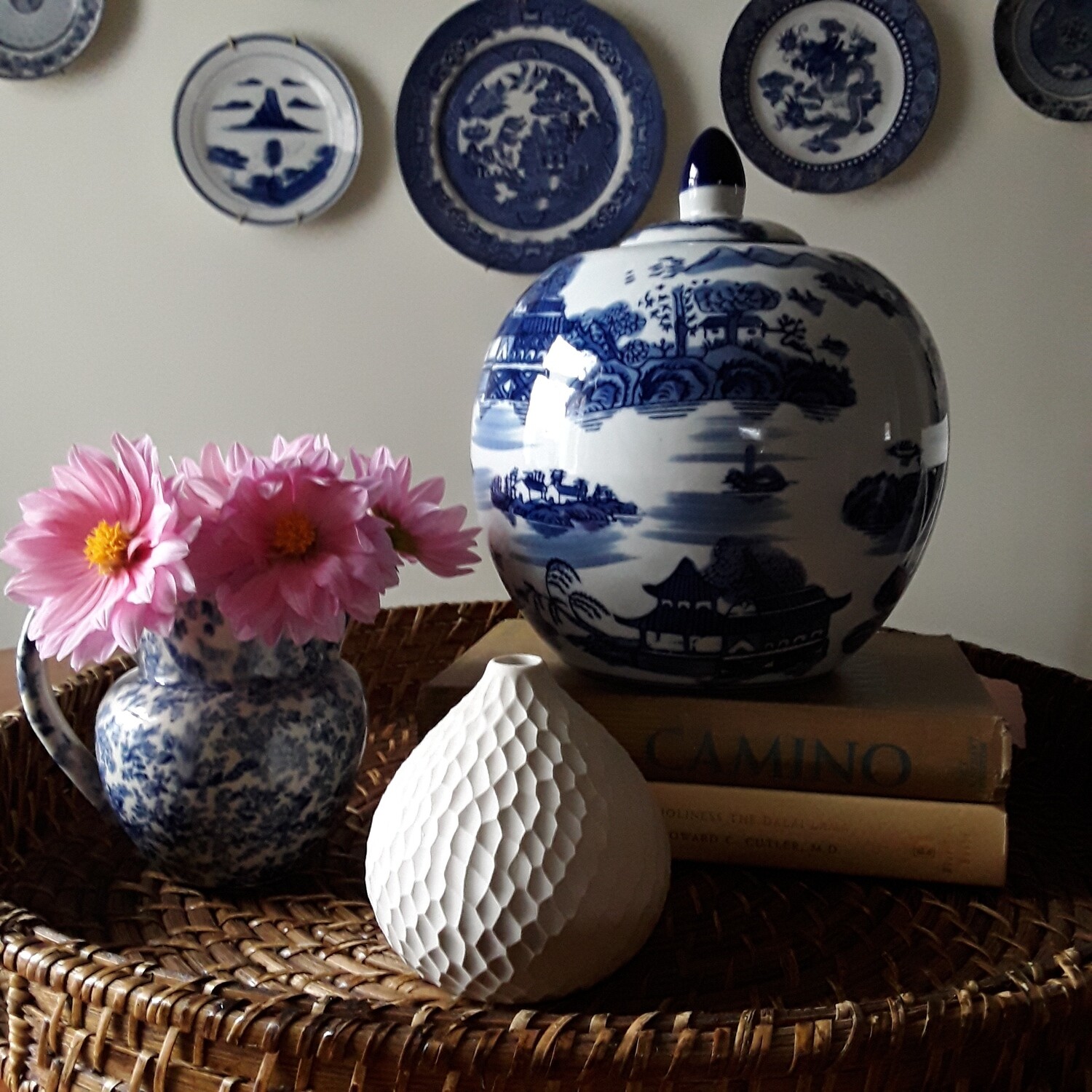 Blue and White Chinese Porcelain Lidded Jar